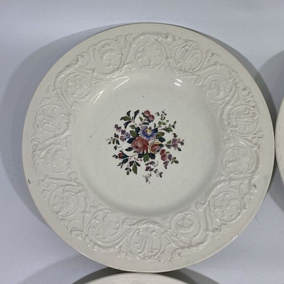 Antique Wedgwood Conway Patrician Dinner Plates set of (4) Embossed Relief 9.25 - Picture 2 of 15